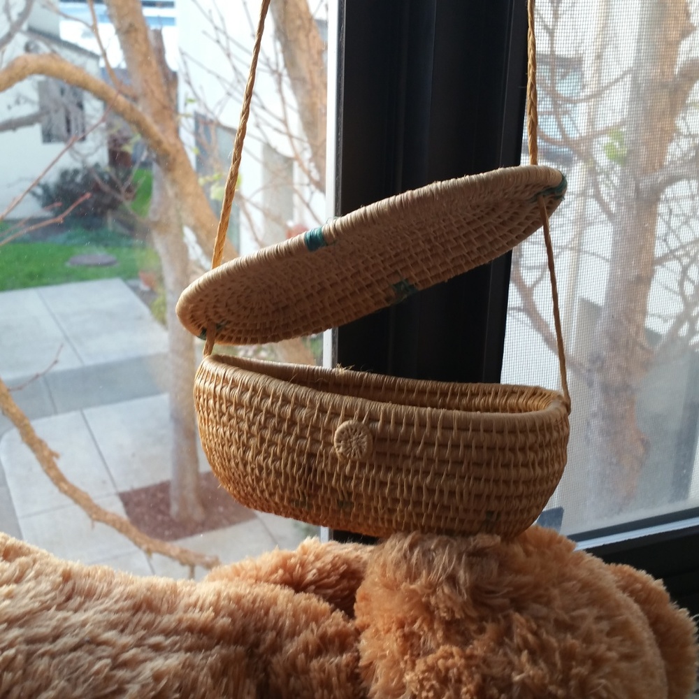 Vintage Summer Little weaved straw purse - Picture 2 of 6